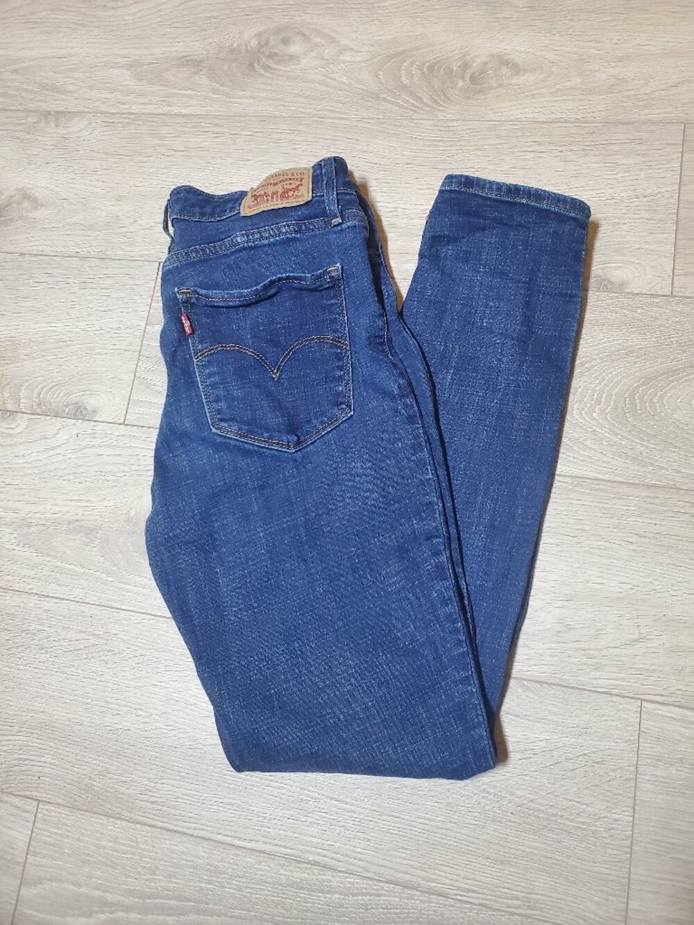 Women's Levi Jeans 721 High Rise Skinny SZ 29